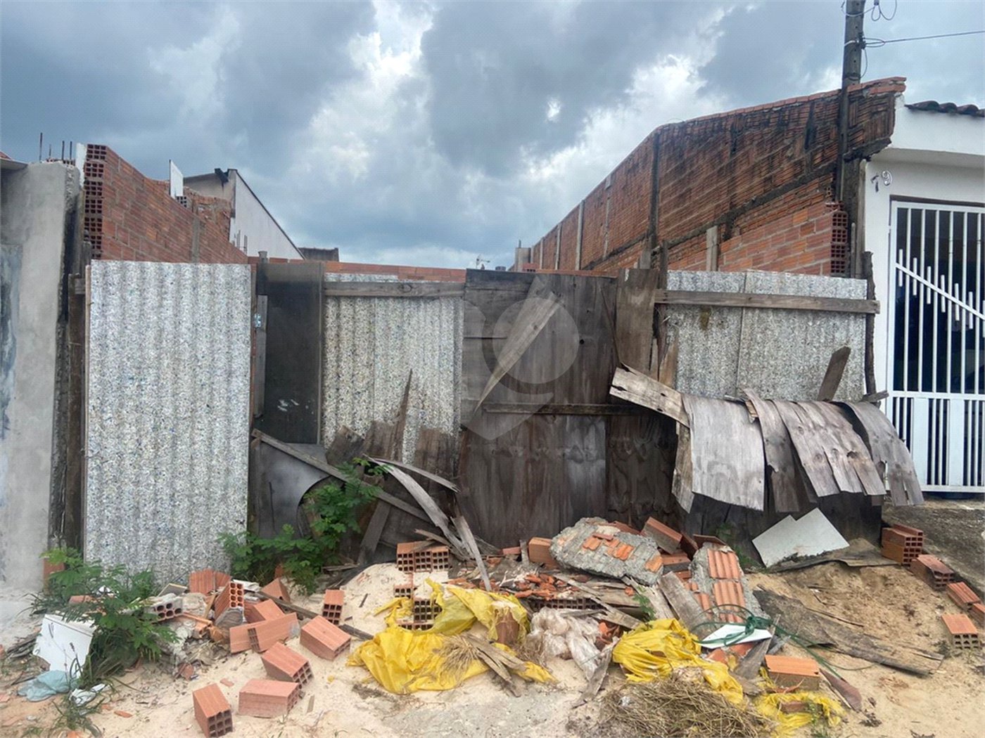 Terreno com 138,00 m² .