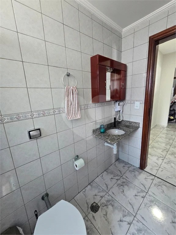 Belíssimo apartamento recém reformado na Praia Grande.