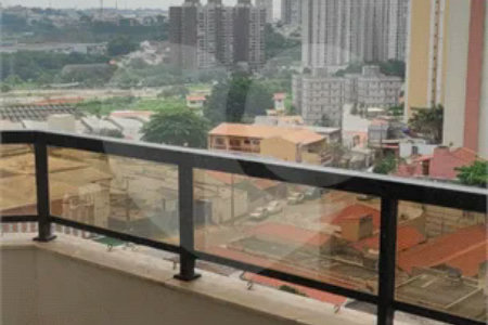 Apartamento Espaçoso com 4 Dormitórios, Suíte e Varanda no Jardim Paris