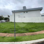 Lote de esquina à venda no Condomínio Faixa Azul