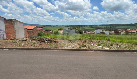 Terreno à venda no Centro, Descalvado, SP