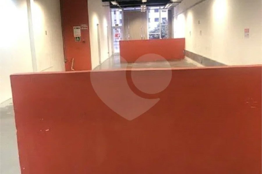 Lajes Comerciais - Avenida Jabaquara próximo do metro Saúde