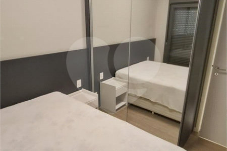 Apartamento com 2 dormitórios e uma suíte, mobilíado no Ibirapuera.