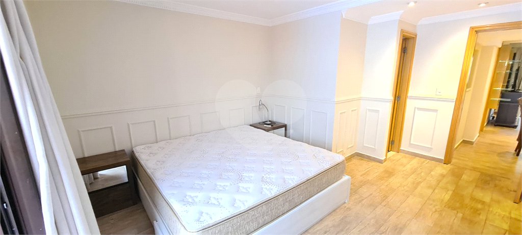 Apartamento para venda e locação de 130m² no Jardim Paulista com 2 suítes e 2 vagas.