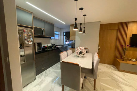 Apartamento com 70m², 3 dormitórios, 1 suíte, 1 vaga, à venda na Vila Guilherme.