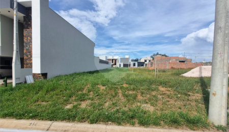 Terreno à venda no condomínio Residencial Villeneuve, São Carlos - SP