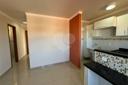 Apartamento á venda com 02 Dormitórios, em São Carlos.