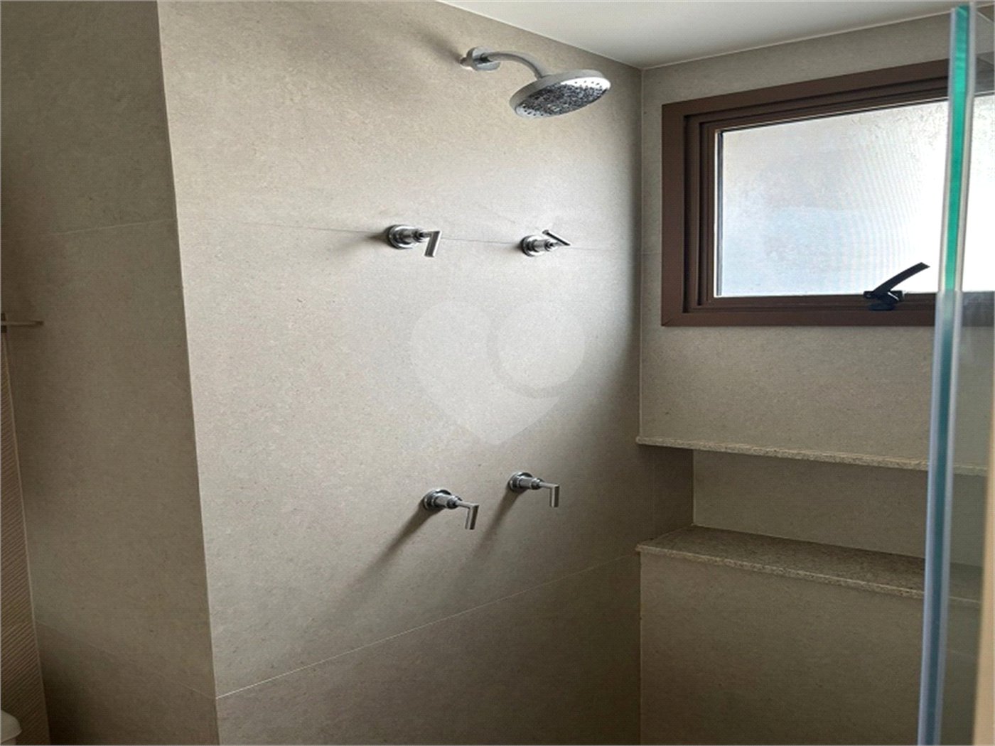 Maravilhoso Studio na Vila Nova Conceição, totalmente mobiliado 26 m2, 1 dormitório, 1 vaga