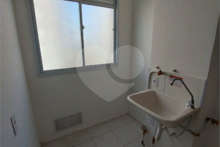 Apartamento com 36m² , 1 dormitório , à venda no Cambucí.