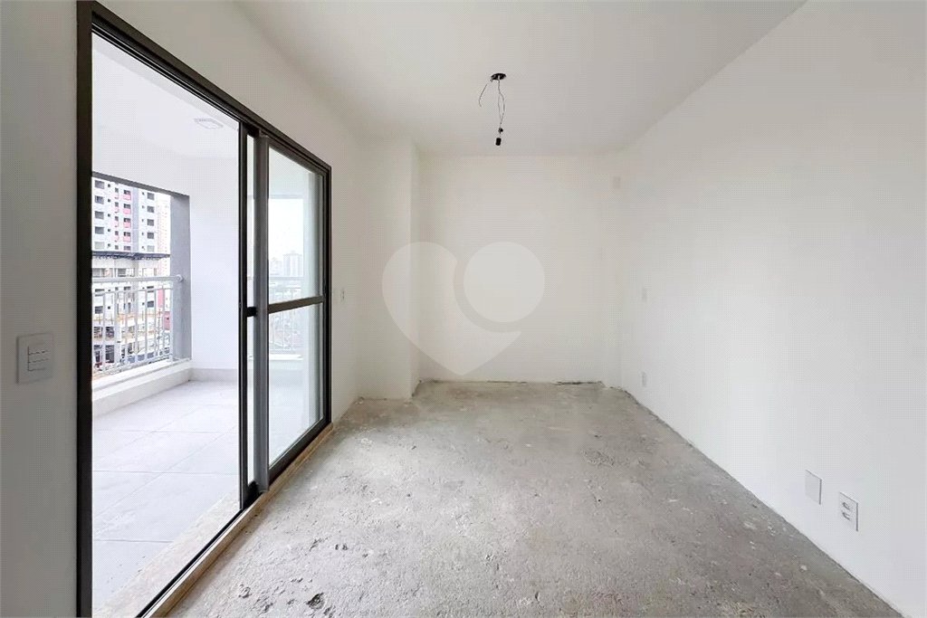 Apartamento com 1 dormitório próximo ao metrô Linha Verde.