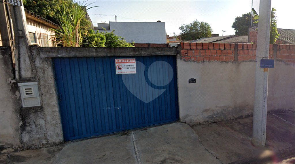 Terreno de esquina no Cidade Aracy.