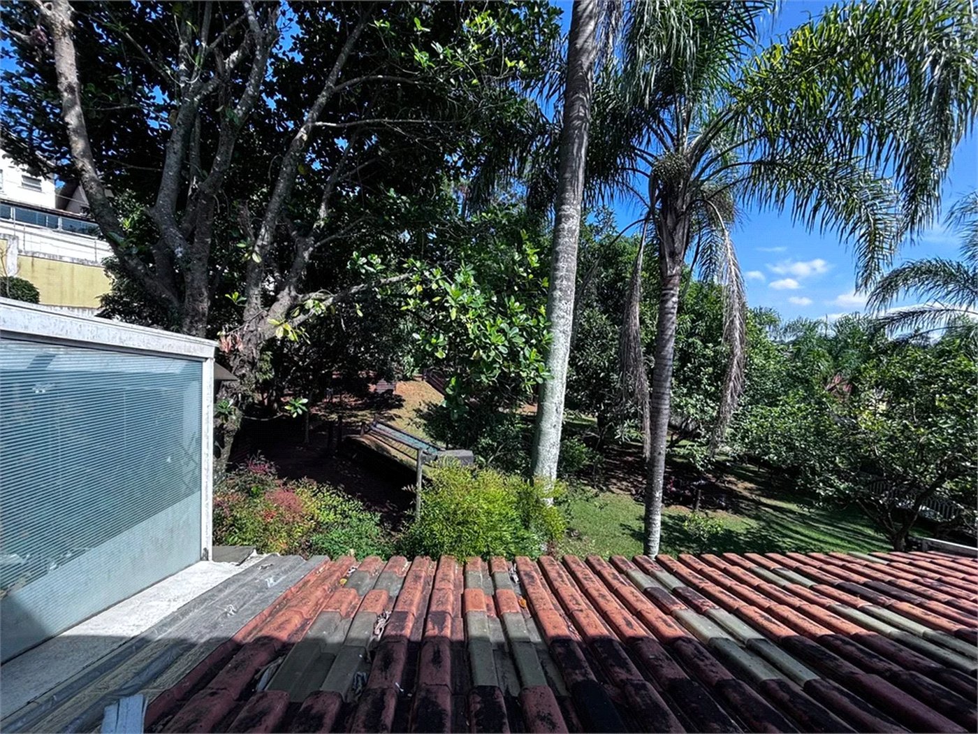 Casa à venda com 3 quartos, sendo 1 suíte,  no condomínio Villagio da Granja, Cotia - SP