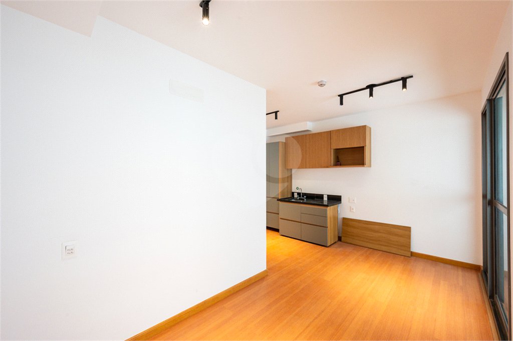 LINDO STUDIO DE 32M² PRÓXIMO DE TUDO