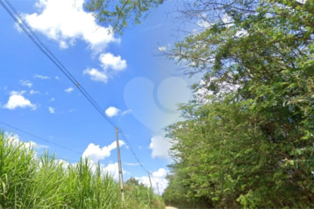 Terreno de 2195m² Espetacular com Excelente Topografia à Venda no Bairro Estância Brasil