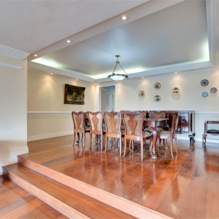 Apartamento à venda com 3 suítes em Real Parque, São Paulo, SP