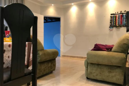 CASA A VENDA NO VILA BRANCA COM 3 DORMITORIOS, 2 BANHEIROS, 2 VAGAS, 175M², JACAREÍ/SP.