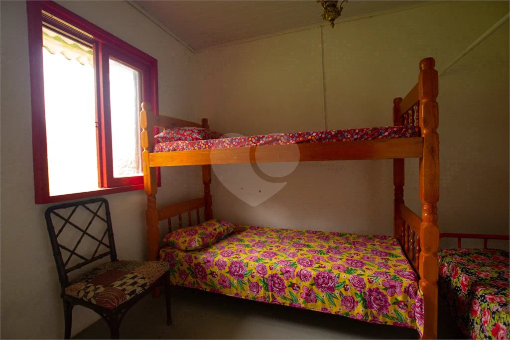 Sítio à venda com 8 quartos, sendo 4 suítes, em Taiaçupeba, Mogi das Cruzes, SP