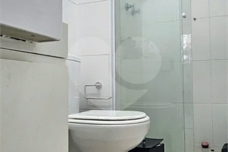 Apartamento à venda Campo Belo, 74 m², 3 dormitórios, 1 suíte, varanda gourmet, 2 vagas, depósito