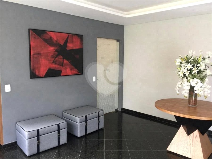Lindo apartamento reformado!!! Apto a venda 3 dormitórios 1 suite e 2 vagas - Vila Nova Conceição
