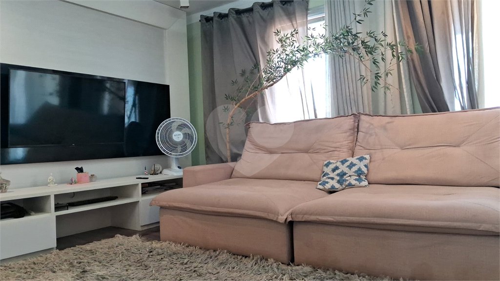 Apartamento à venda com 3 quartos, sendo 1 suíte,  em Vila Guilherme, São Paulo, SP