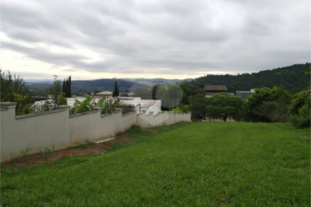 Lote à Venda no Porto Atibaia – 1.300 m² com Vista Privilegiada