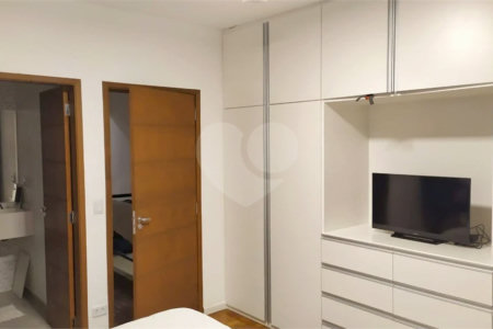 Sobrado 3 suites mobiliado - Campo Belo