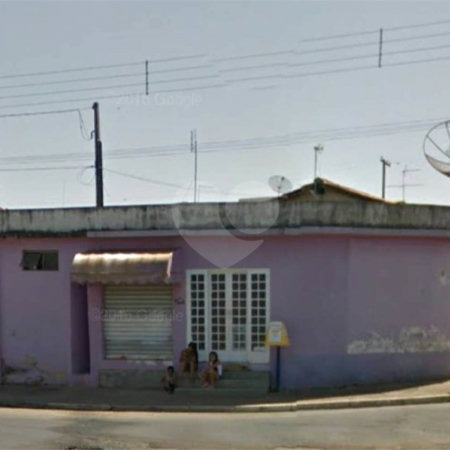 Casa térrea em Ibaté/SP.