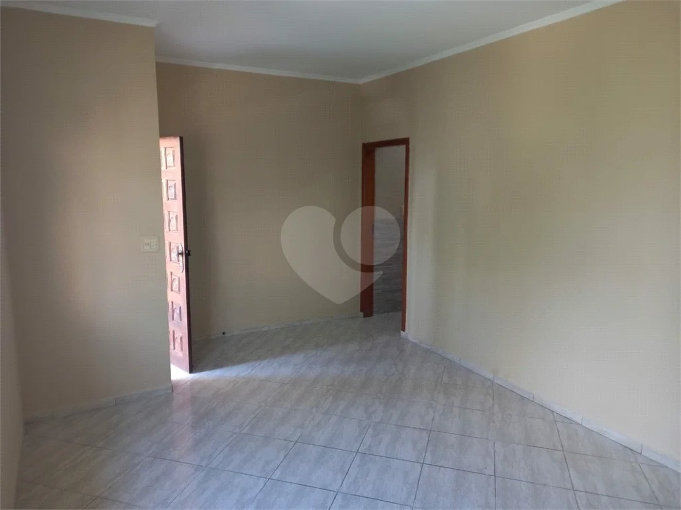 Casa com 147m² , 2 dormitórios , sendo 1 suíte , 2 vagas , à venda , no Parque das Nações , em Santo André.