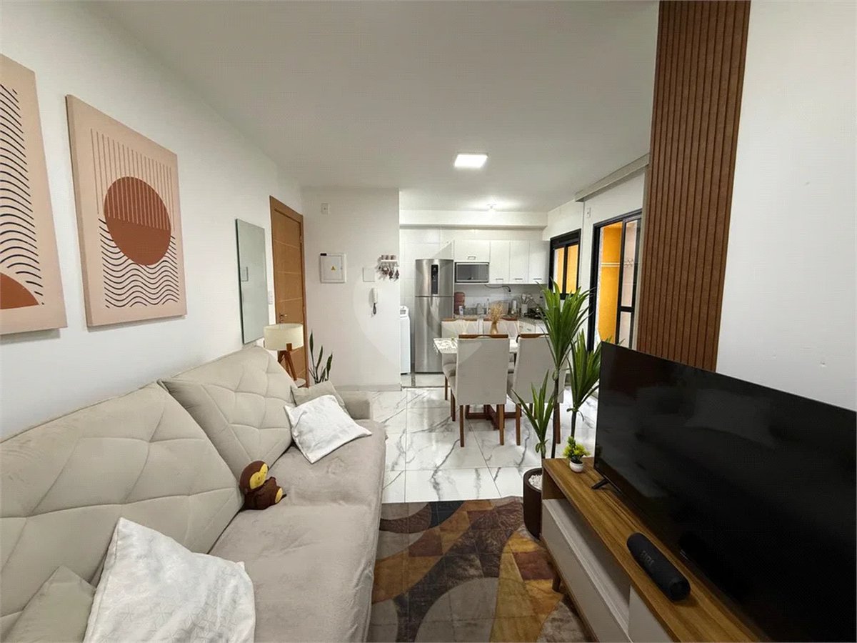 Apartamento à Venda na Vila Maria | 2 Dormitórios | Sacada Grill | Vista Livre | Vaga Coberta + Depósito