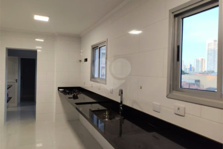 Belíssimo apartamento de 168,62m² no Belenzinho todo reformado com 3 dorm e 2 vagas .Aceita Permuta