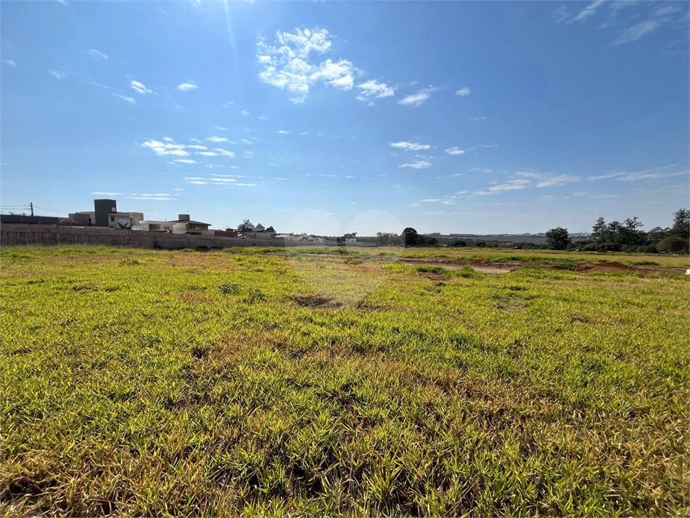 Lote a venda no Essenza