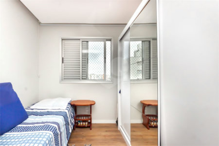 APTO 2 DORMS VILA GUMERCINDO