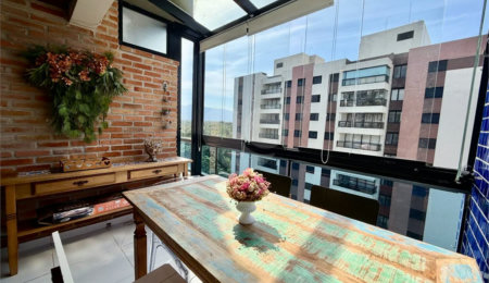 Duplex à venda com 2 suítes em Riviera de São Lourenço, Bertioga, SP