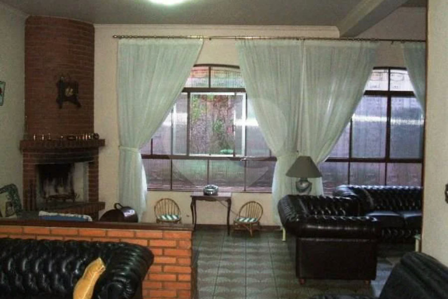 CASA TÉRREA COM 4 SUÍTES NO BAIRRO DO TREMEMBÉ
