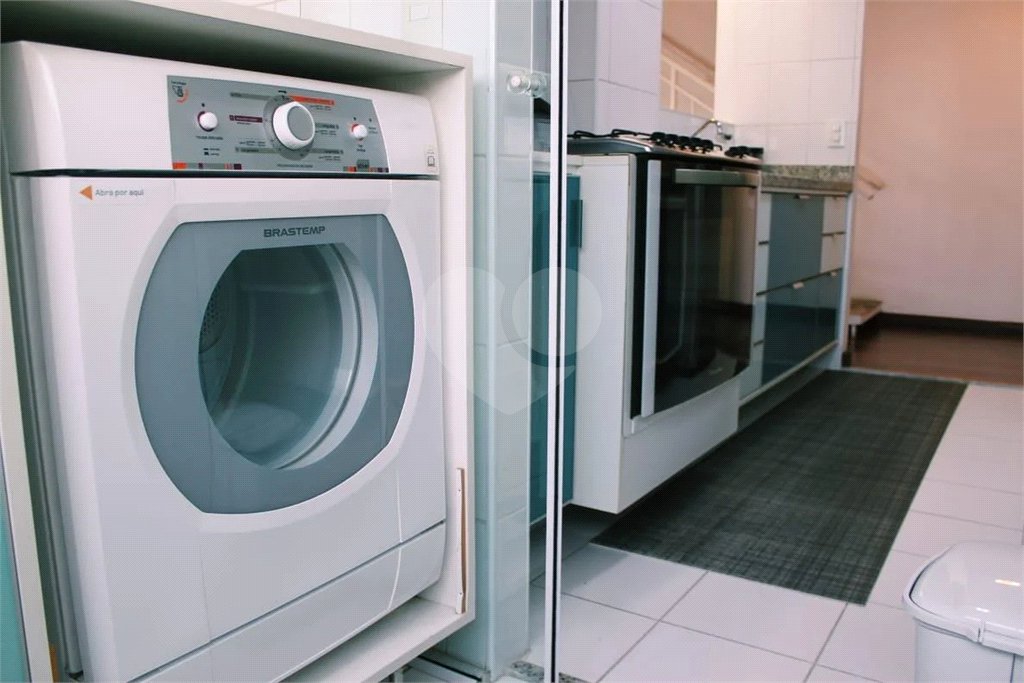 Apartamento Duplex na Vila Santo Estefano 175m² 2 suítes 2 vagas.