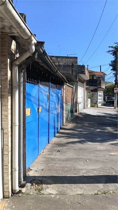 Térrea 02 dormitórios, localização privilegiada. Próximo a tudo