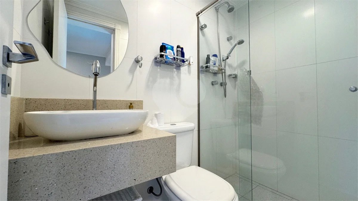 Apartamento à venda com 4 quartos, sendo 2 suítes, em Riviera de São Lourenço, Bertioga, SP