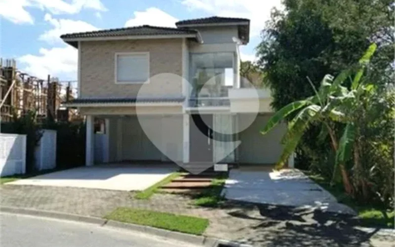 Casa alto padrão 5 suítes, 6 vagas em Alfa Ville