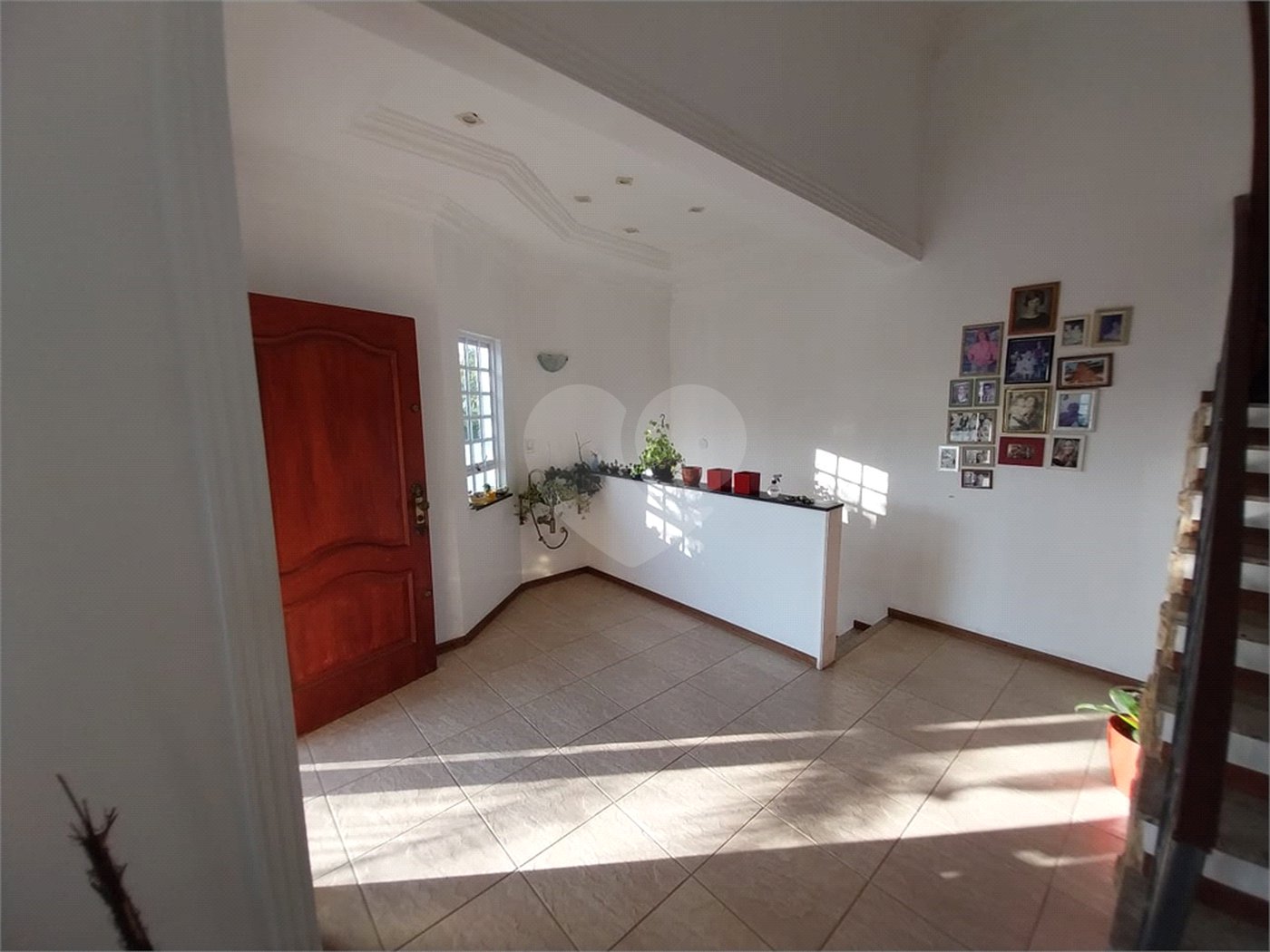 Sobrado à venda com 5 quartos, sendo 1 suíte,  em Terra Nobre, Louveira, SP