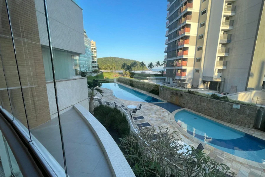 Apartamento à venda com 3 suítes em Riviera de São Lourenço, Bertioga, SP
