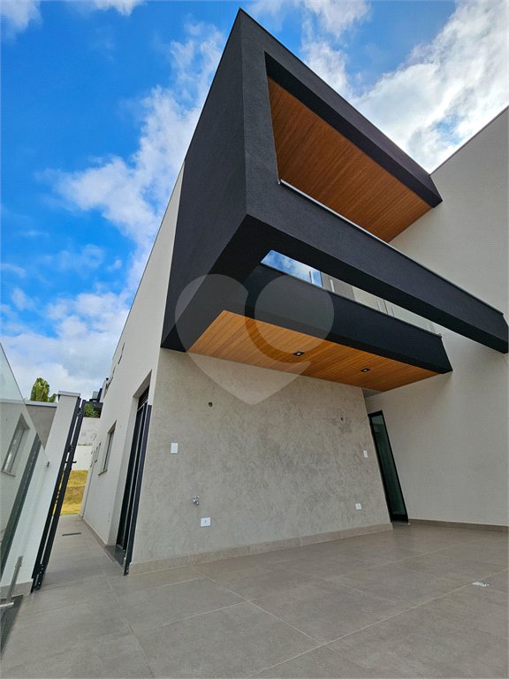 LINDA CASA A VENDA RESERVA DO PARATEHY, URBANOVA, SÃO JOSÉ DOS CAMPOS