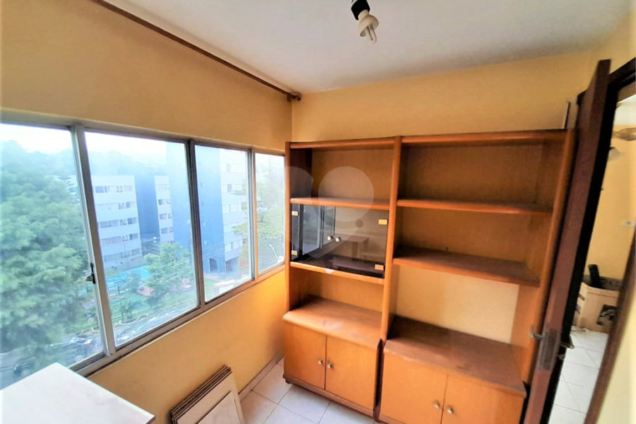 Apartamento 65 m2. Região Tucuruvi . - 2 Dormitórios 2 Banheiros. Area de Serviço.