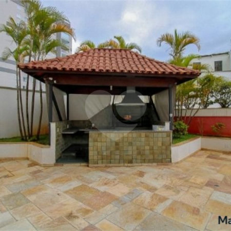 Apartamento com 150m², 3 dormitórios, sendo 1 suíte, 3 vagas de garagem, à venda no Tatuapé.