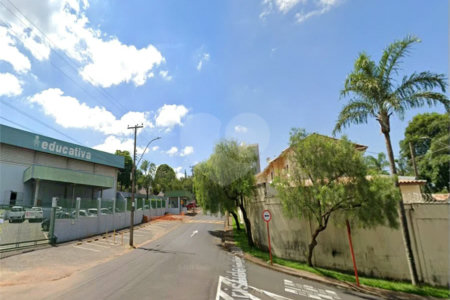 Sobrado 4 dormitórios, condomínio Village Paineiras