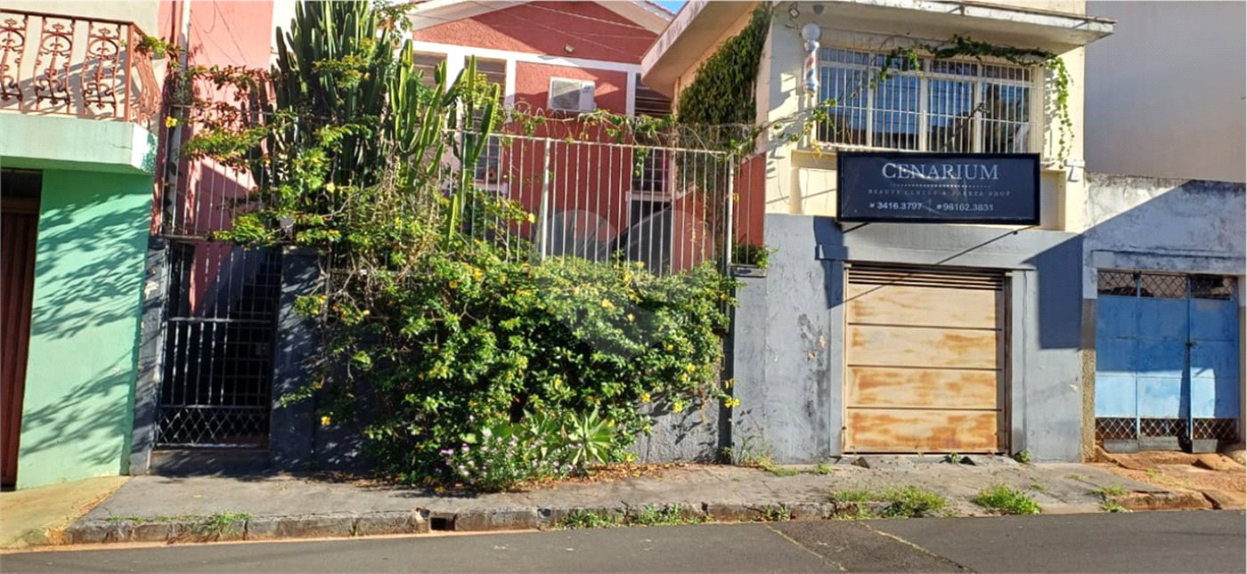 Oportunidade Única no Centro de São Carlos: Imóvel Versátil para Residência ou Negócio