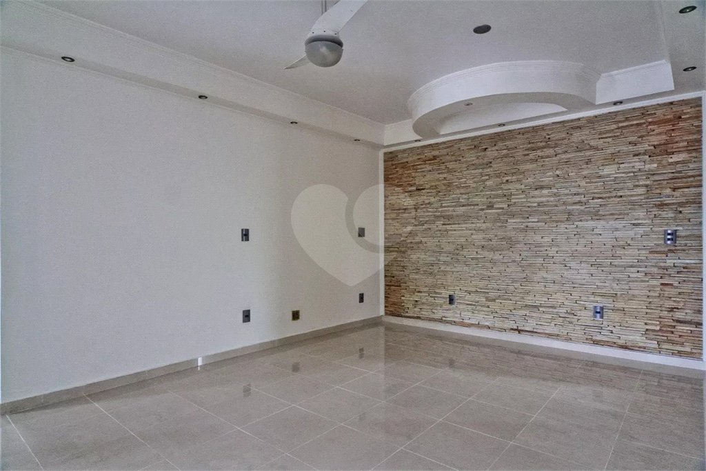 Casa para alugar com 211m², 3 quartos Sem Vaga -Vila Boaçava - São Paulo