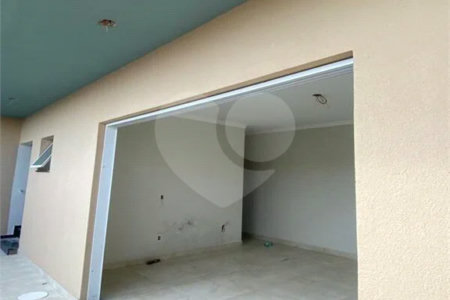 Linda casa nova á venda Jardim dos Sabias, 2 dormitorios um suite, uma vaga. 129m² de construção.