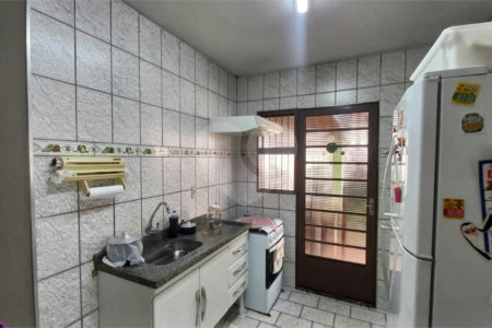 Casa com 3 dormitórios no Astolpho