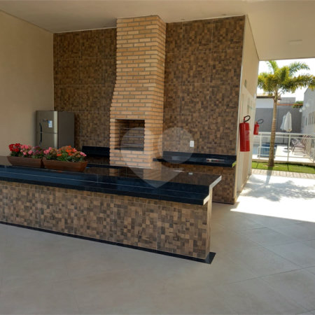 Apartamento Térreo – Condomínio Monte Pinheiros