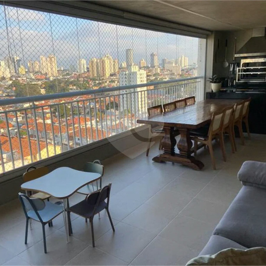 Apartamento à venda Mooca, 149m², andar alto, 3 suítes, 2 vagas, varanda gourmet, porteira fechada
